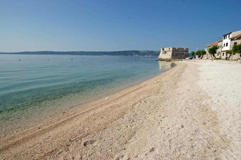 Sunny Apartment By The Beach Kaštel Štafilić Exterior foto